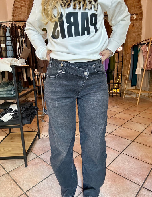 Jeans asimmetrico